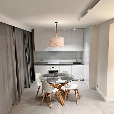 Kryształ Górski Z Sauną *