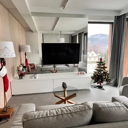 Kryształ Górski Z Sauną